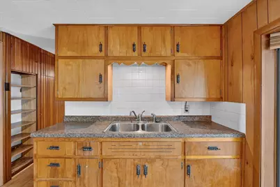 1923 Barton Boulevard, Rockford, IL 61103 - Photo 13