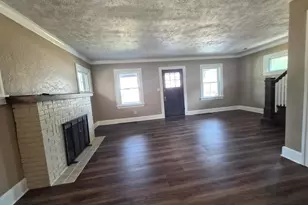 1918 Auburn St, Rockford, IL 61103 - Photo 9