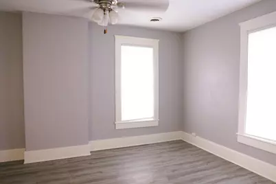 812 S Locust Avenue, Freeport, IL 61032 - Photo 21