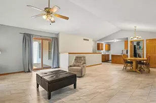 4056 Pepper Dr, Rockford, IL 61114 - Photo 9