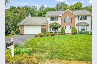 8647 Oakwood Glen Drive, Rockford, IL 61108 - Photo 3