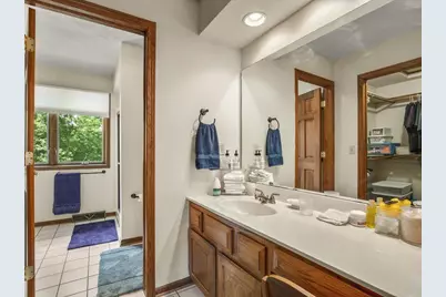 8647 Oakwood Glen Drive, Rockford, IL 61108 - Photo 29