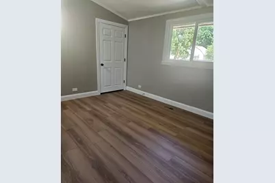 421 E Main Street, Rockton, IL 61072 - Photo 11