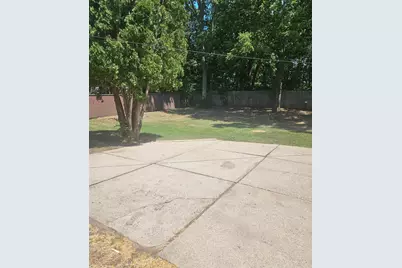 421 E Main Street, Rockton, IL 61072 - Photo 23