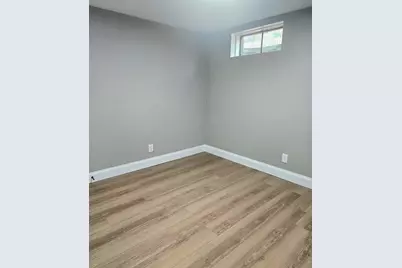 421 E Main Street, Rockton, IL 61072 - Photo 17