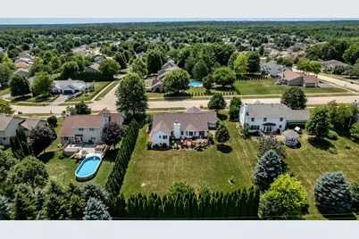 6672 Lindbloom Lane, Cherry Valley, IL 61016 - Photo 33
