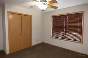 729 Meadow Ridge Ln, Lena, IL 61048 - Photo 19