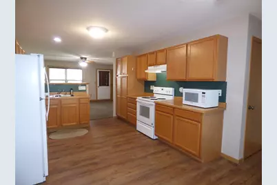 729 Meadow Ridge Lane, Lena, IL 61048 - Photo 5