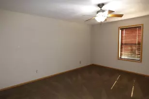 729 Meadow Ridge Ln, Lena, IL 61048 - Photo 17
