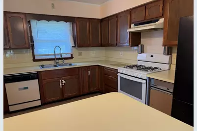 710 Carolyn Street, Mendota, IL 61342 - Photo 19
