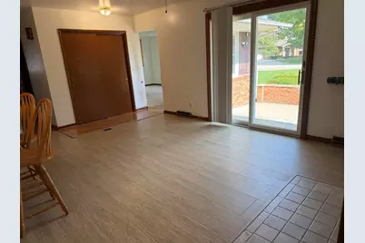 710 Carolyn Street, Mendota, IL 61342 - Photo 27