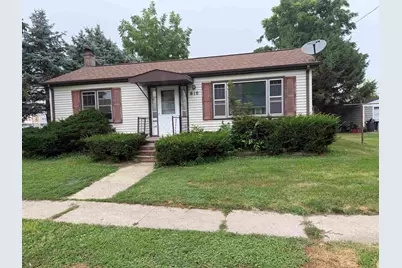 610 5th Street, Mendota, IL 61342 - Photo 1