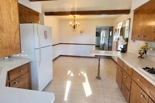 2816 Pleasant View Ave, Rockford, IL 61108 - Photo 3