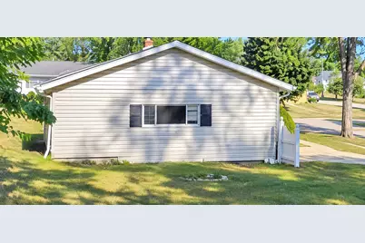 2816 Pleasant View Avenue, Rockford, IL 61108 - Photo 7