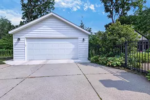 2126 Oaklawn Ave, Rockford, IL 61107 - Photo 35