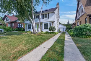 2126 Oaklawn Ave, Rockford, IL 61107 - Photo 3