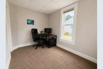 1207 W American Street, Freeport, IL 61032 - Photo 11
