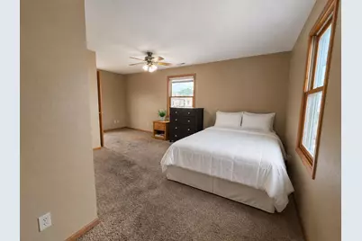 1207 W American Street, Freeport, IL 61032 - Photo 15