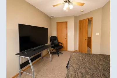 1207 W American Street, Freeport, IL 61032 - Photo 21