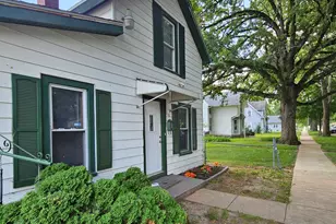 1116 Corbin St, Rockford, IL 61102 - Photo 3