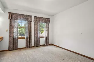 1301 Albany Ln, Rockford, IL 61107 - Photo 33