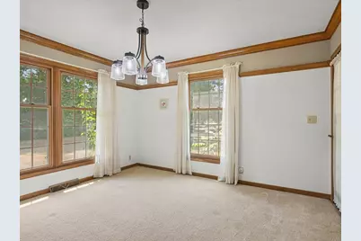 1301 Albany Lane, Rockford, IL 61107 - Photo 9