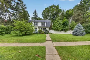 732 John St, Rockford, IL 61103 - Photo 5