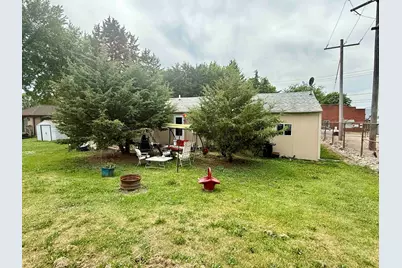 306 S Green Avenue, Polo, IL 61064 - Photo 3