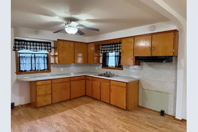 408 N Maple Avenue, Forreston, IL 61030 - Photo 7