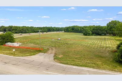 5365 Bridge Street, Roscoe, IL 61073 - Photo 5