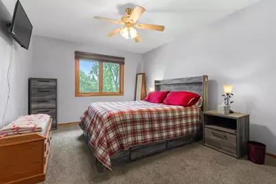6232 Pennsbury Drive, Cherry Valley, IL 61016 - Photo 13