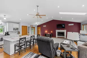 6232 Pennsbury Dr, Cherry Valley, IL 61016 - Photo 9