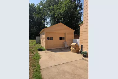 708 S Blackhawk, Freeport, IL 61032 - Photo 3
