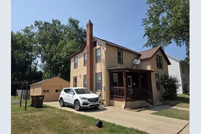 708 S Blackhawk, Freeport, IL 61032 - Photo 7