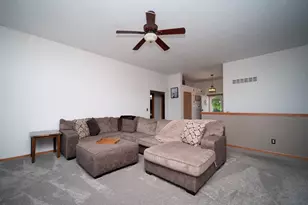 13181 Springhill Dr, Winnebago, IL 61088 - Photo 15