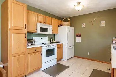 15556 Rockdale Road, South Beloit, IL 61080 - Photo 9