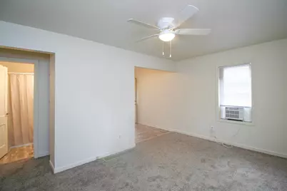 220 Shoreland Road, Machesney Park, IL 61115 - Photo 9