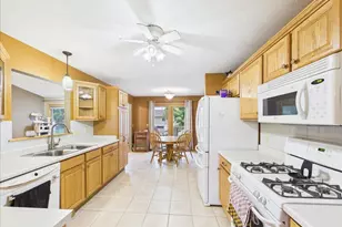 2819 Mary St, Belvidere, IL 61008 - Photo 33