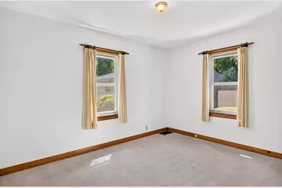 128 Warren Avenue, Rockford, IL 61107 - Photo 23
