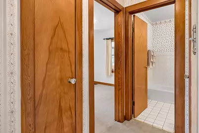 128 Warren Avenue, Rockford, IL 61107 - Photo 19