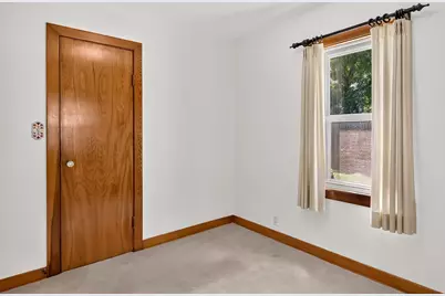 128 Warren Avenue, Rockford, IL 61107 - Photo 25