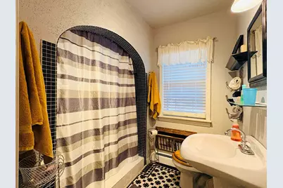 901 Parkview Avenue, Rockford, IL 61107 - Photo 29