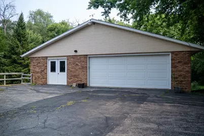 916 W Town Line Road, Leaf River, IL 61047 - Photo 41