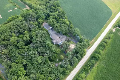 916 W Town Line Road, Leaf River, IL 61047 - Photo 3