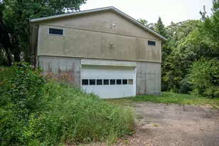 916 W Town Line Rd, Leaf River, IL 61047 - Photo 47