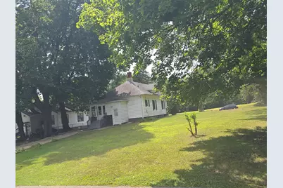 317 N Hinkley Avenue, Rockford, IL 61101 - Photo 3