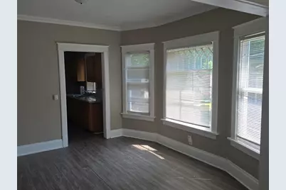 317 N Hinkley Avenue, Rockford, IL 61101 - Photo 9