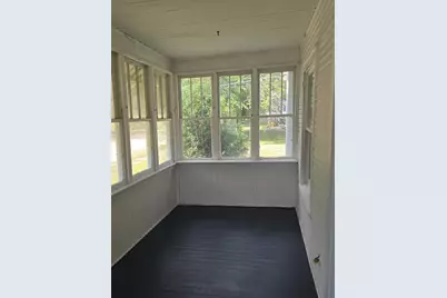 317 N Hinkley Avenue, Rockford, IL 61101 - Photo 5