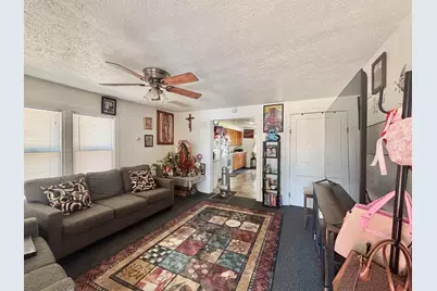 524 W Harrison Street, Belvidere, IL 61008 - Photo 9