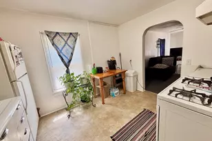 524 W Harrison St, Belvidere, IL 61008 - Photo 33